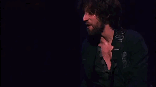 joe trohman mouthing the lyrics “meant to be told”